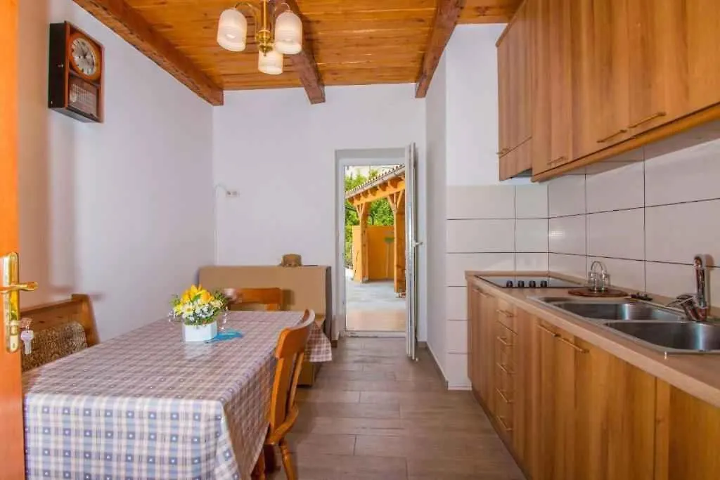 Apartments In Crikvenica 41379