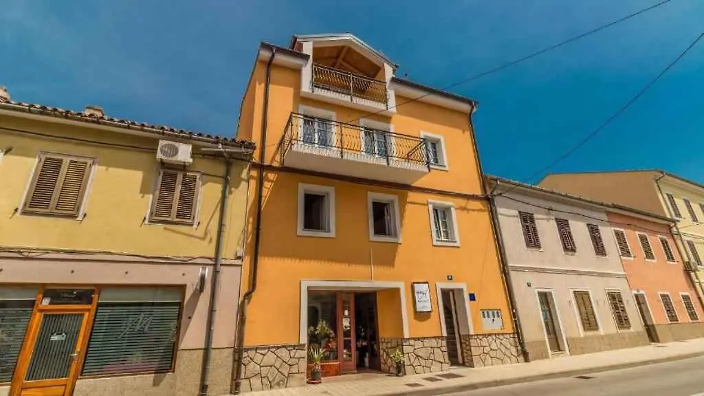 Apartments In Crikvenica 41379