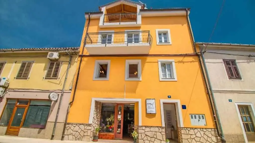 Apartments In Crikvenica 41379 0*,