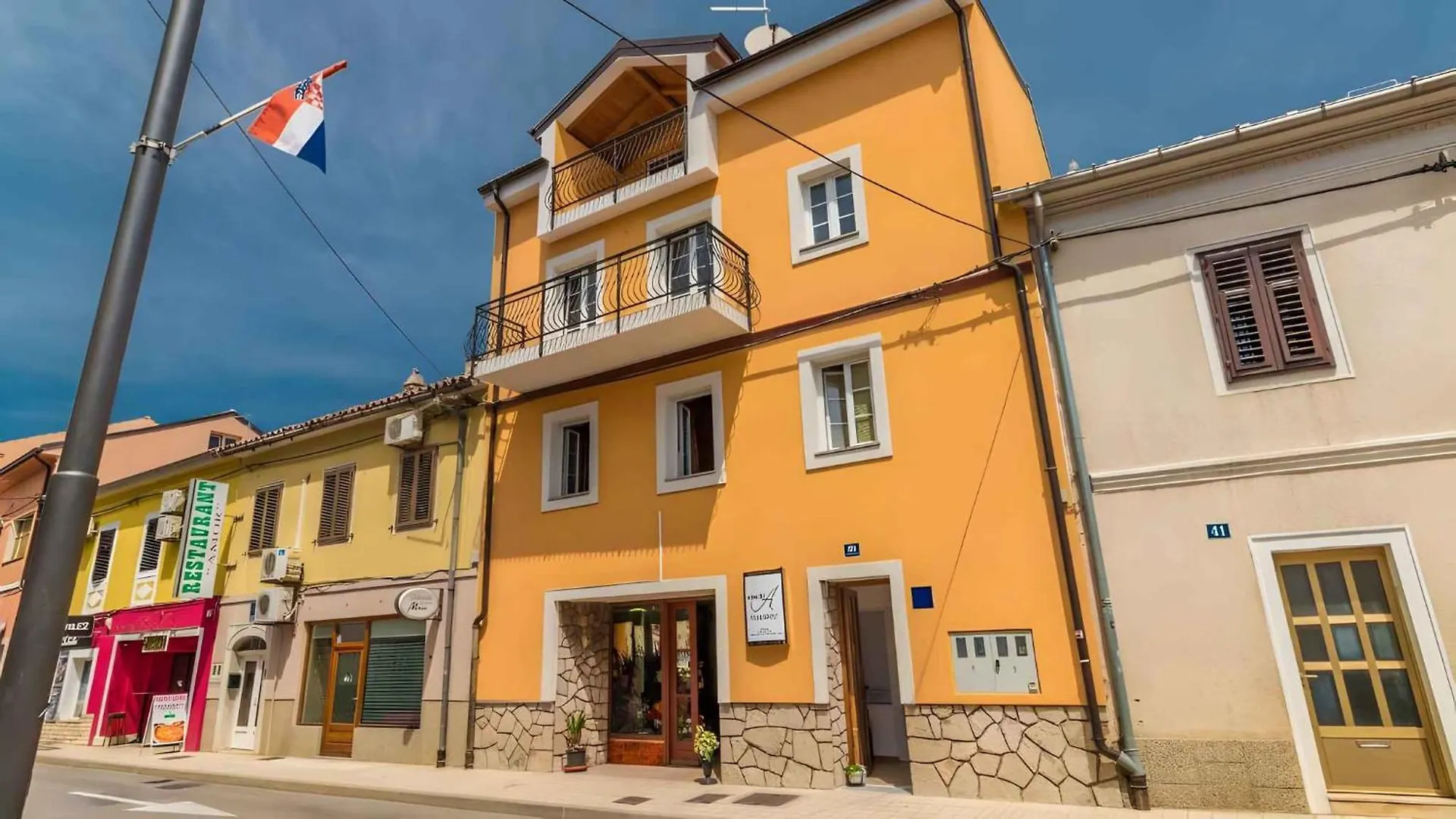 Apartments In Crikvenica 41379